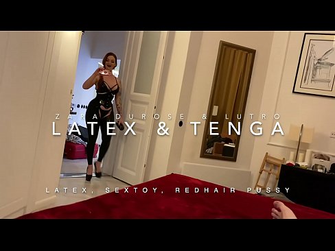 ❤️ Fa'afafine fa'amumu ulu i le teuga latex fa'afeusua'i e so'o ❌ Fa'afeusuaiga ☑